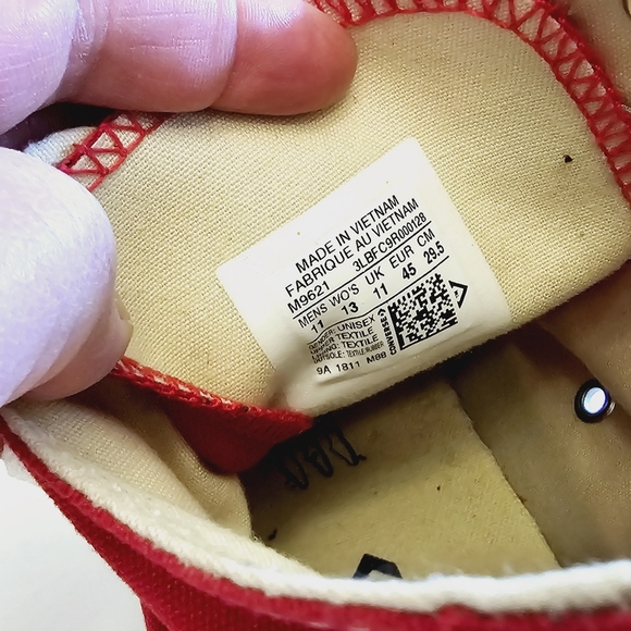 Converse All Star Chuck Taylor Red High Top Sneakers  Men's 11 Women's 13 - Picture 10 of 12